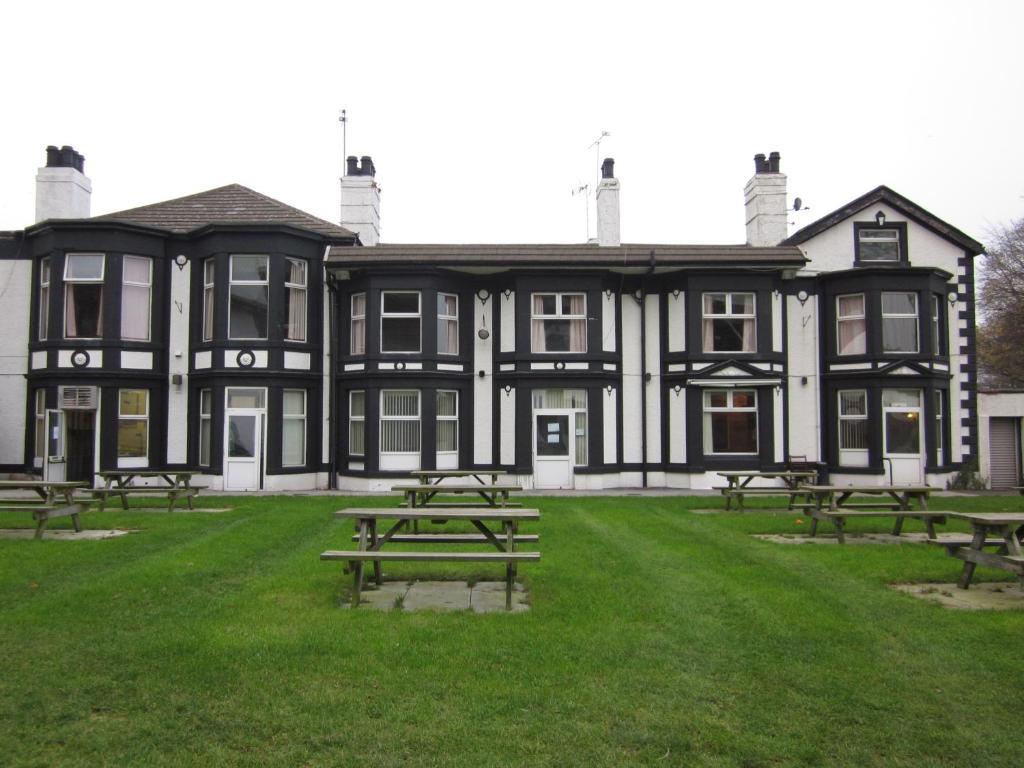 Mersey Hotel Widnes Esterno foto