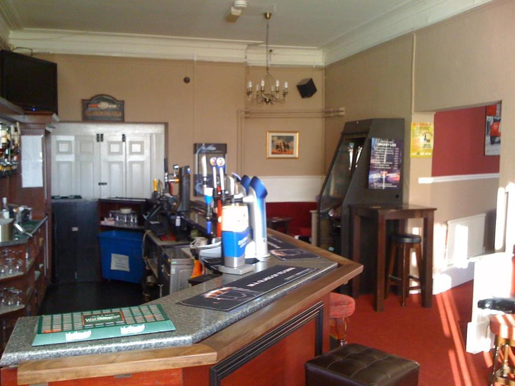 Mersey Hotel Widnes Esterno foto